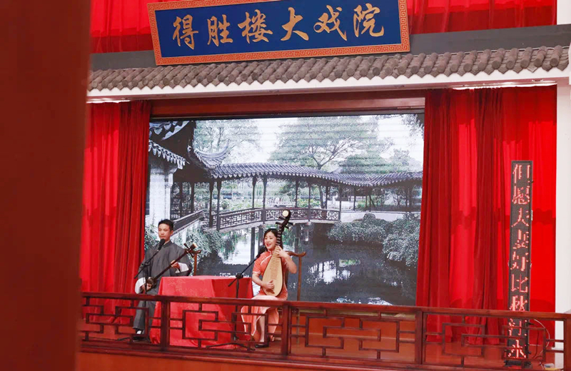 啤酒城、北茶商街“雙節(jié)”活動(dòng)活躍節(jié)日經(jīng)濟(jì)(圖5)
